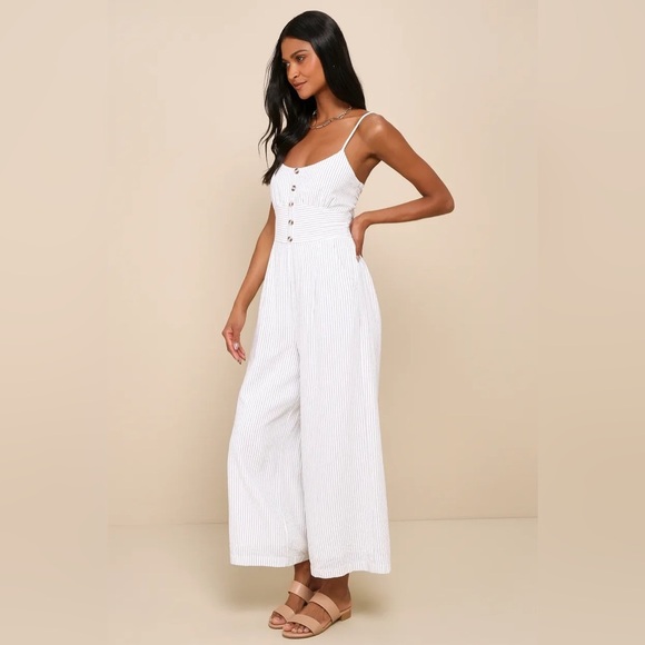 Lulus Pants - Lulus Women’s Coastal Air White Striped Tie-Back Culotte Jumpsuit Size Medium